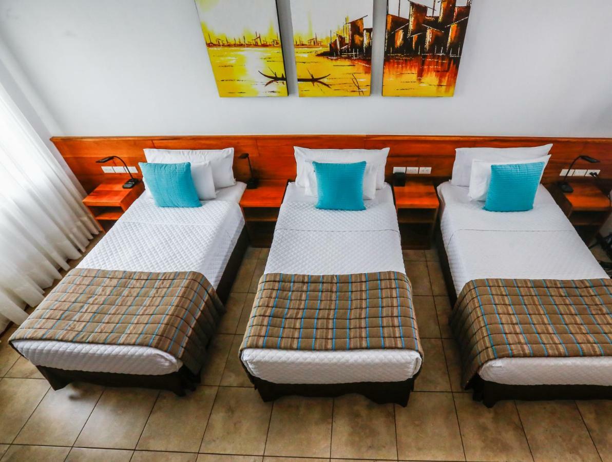 Hotel Cucuve Puerto Ayora  Zewnętrze zdjęcie