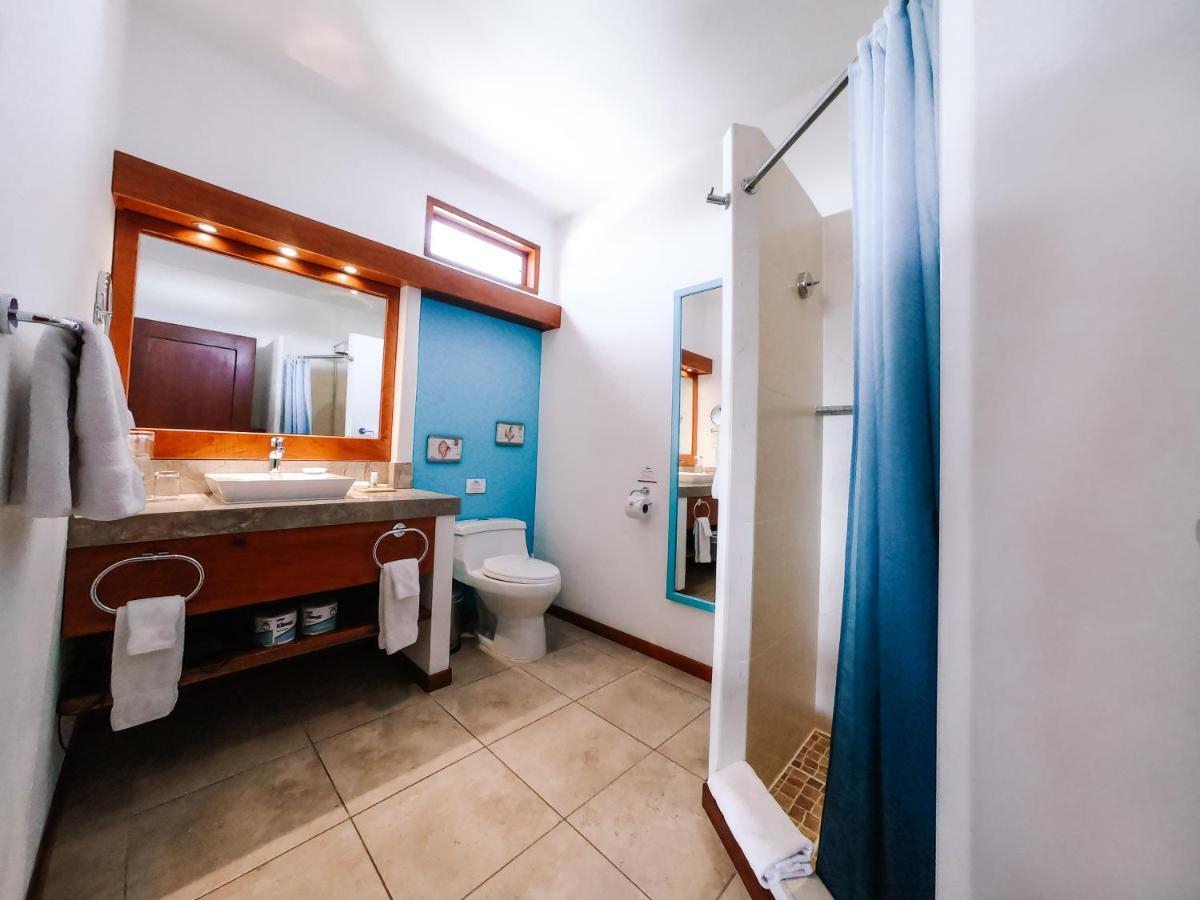 Hotel Cucuve Puerto Ayora  Zewnętrze zdjęcie