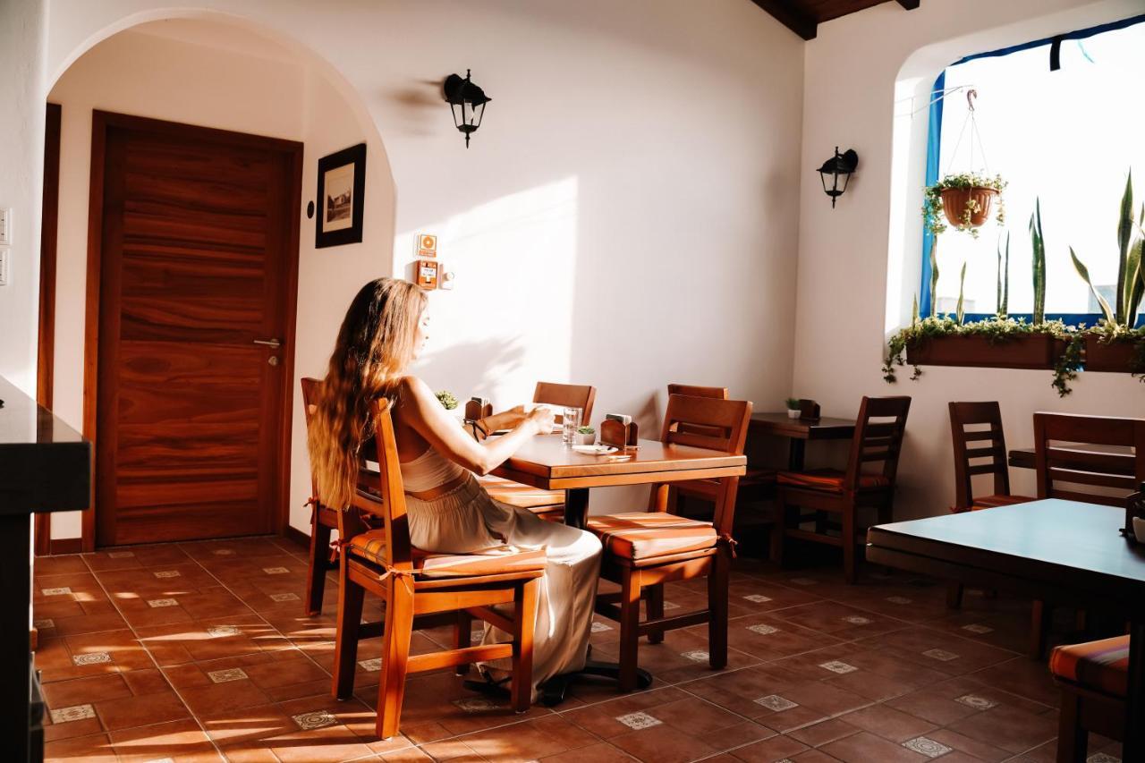 Hotel Cucuve Puerto Ayora  Zewnętrze zdjęcie